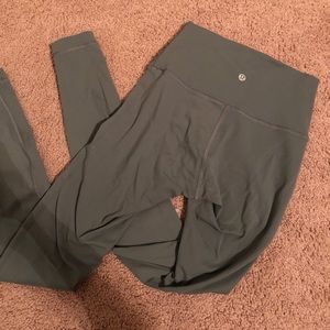lululemon leggings size 4
